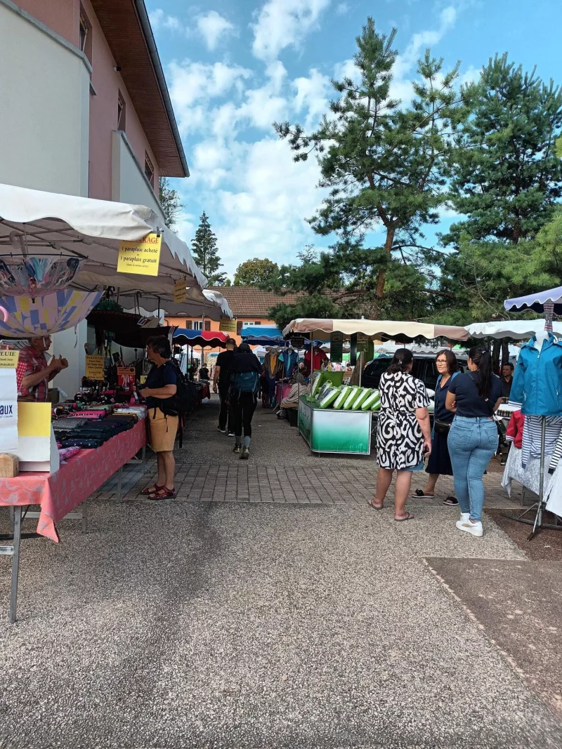 Marché hebdomadaire de Saint-Laurent-en-Grandvaux