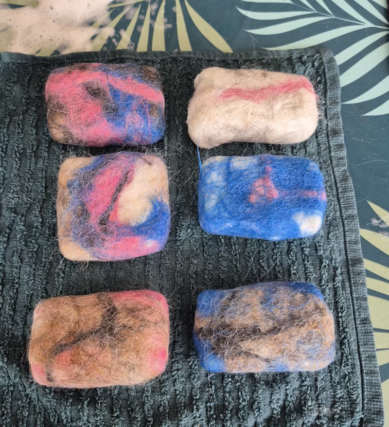 Petit-déjeuner des lamas + atelier créatif Fabrique ton savon feutré à la laine