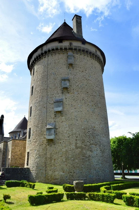 Visite guidée : centre de Bourganeuf et Tour Zizim