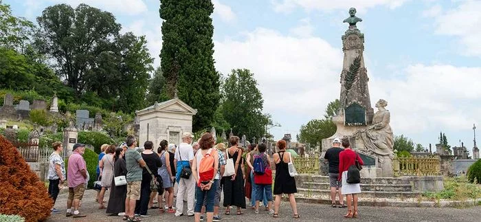Visite guidée : L'art et les hommes du cimetière de Gaillard