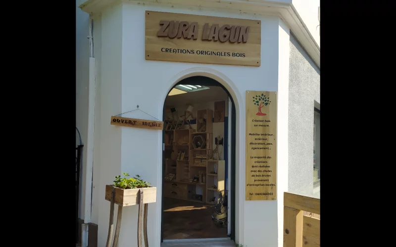 Visite approfondie de l'atelier Zura Lagun et démonstration