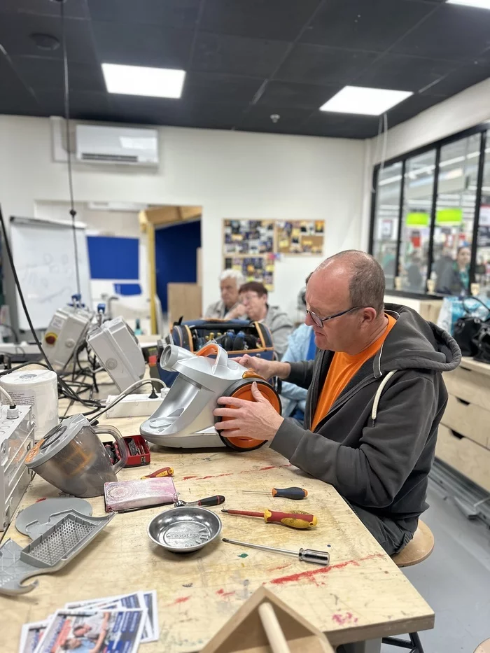 REPAIR CAFE