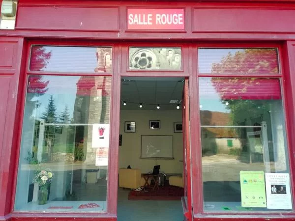 Saison des Expositions à la Salle Rouge
