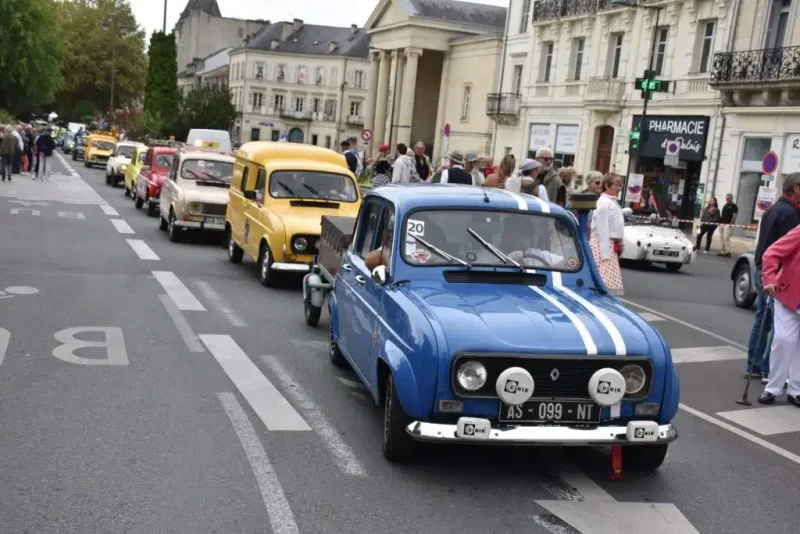 Vintage Days : Parade des véhicules anciens