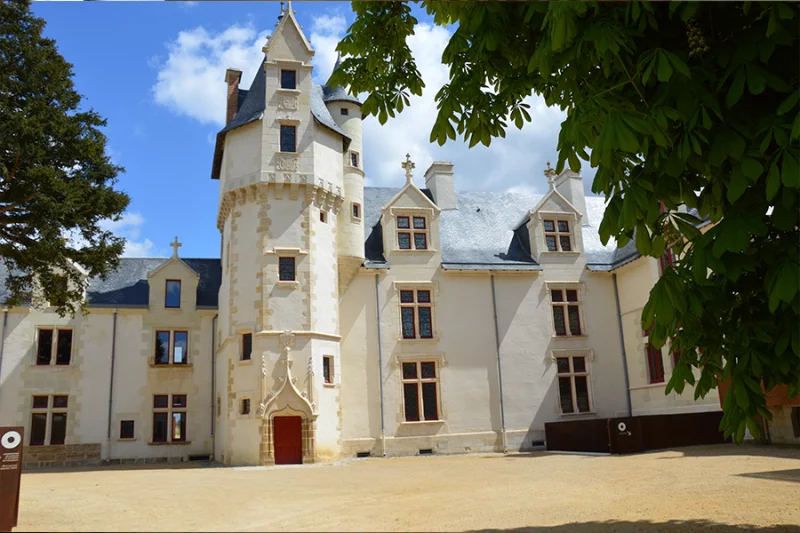 Visites sur le pouce : l'hôtel Tyndo... de bas en haut !