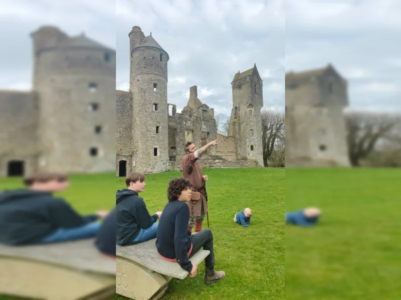 Gratot, visitez le château avec le seigneur !