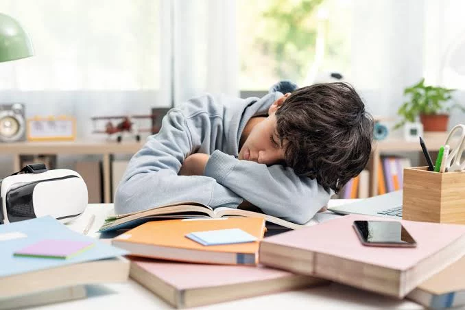 Déconnexion, le défi du sommeil à l'adolescence