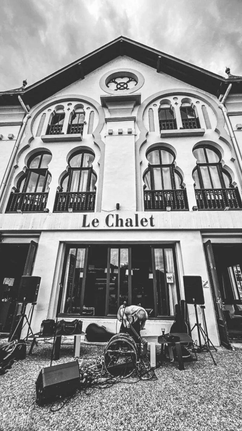 Concert au Chalet avec Pushing Daisies