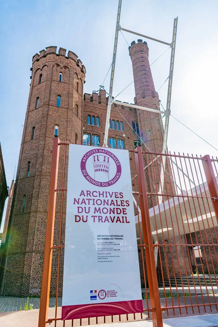 Visite des archives nationales du monde du travail