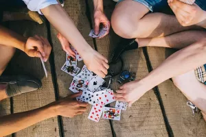 Concours de cartes (Belote)