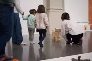 LE BEL ÉTÉ : VISITE-SENSORIELLE EN FAMILLE