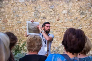 Balade Pédestre commentée au départ de Rions