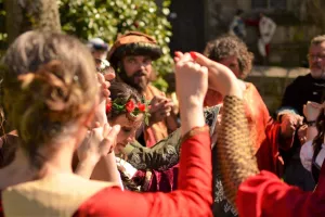 Déambulations et spectacle de rue festival "Osez la Médiévale Attitude !"
