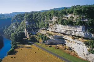 La Roche enchantée à la Roque Saint-Christophe