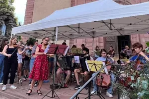 Festi’Val Passeurs de musique : Animation du marché Terroir & Traditions
