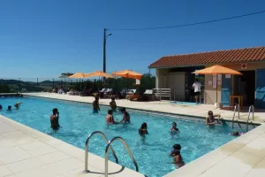 Lire à la piscine