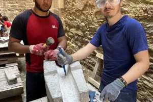 ATELIER TAILLE DE PIERRE AU FORT DUGOMMIER