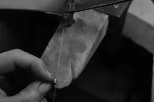 DÉMONSTRATION DE TECHNIQUES DE BIJOUTERIE