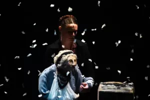Spectacle "Juste Iréna"