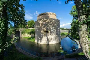 Visite guidée de Mézières et de la Tour du Roy