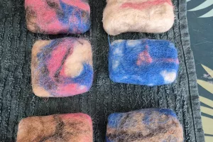 Petit-déjeuner des lamas + atelier créatif Fabrique ton savon feutré à la laine