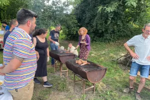 Marché gourmand à la ferme à Pomarède