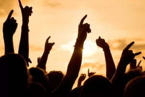 Séance d’écoute musicale « les artistes coup de cœur des festivals de l’été  »