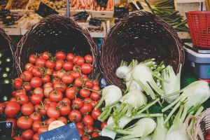 Marché d'été à Lanteuil