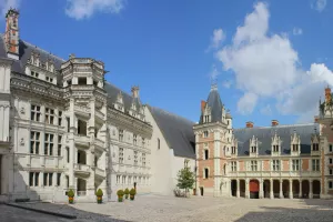 “Fol'été ô château”