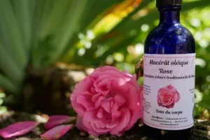 Herboristerie, cosmétique, macérâts huileux