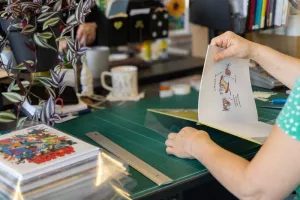 Comment couvrir facilement vos livres de classe ?