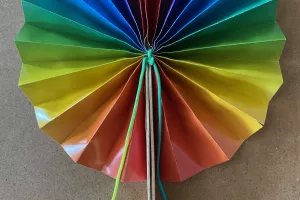 JEU(X)DIS D’ÉTÉ | Atelier créatif "Éventail arc-en-ciel"