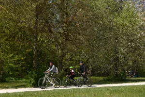 Balade à vélo au parc de la Haute-Île