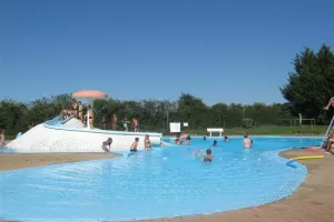 Nocturne au bassin de baignade du Cébron