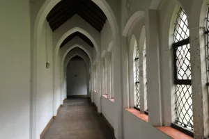 Visite à 2 voix au Monastère des Clarisses