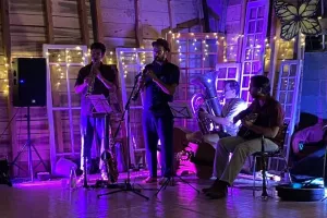 Moulin Swing