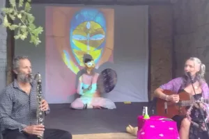 Spectacle de MoonchAzar : « tout vibre »