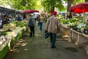 Repas au Marché des Producteurs de Pays à Gastes