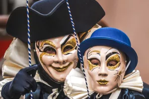 CARNAVAL DE LIMOUX 2027 - LES ESTABOUSITS ET LAS COUDENOS