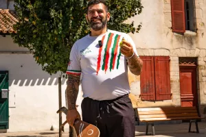 Initiation à la pelote basque avec Ricou Pilota