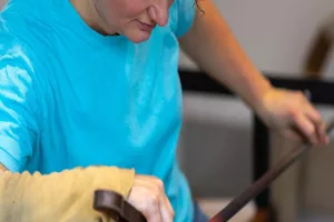 Visite d'atelier > Travail de soufflage de verre