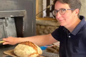 Du grain au pain : savoir-faire d’une paysanne boulangère à Valdivienne