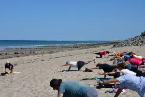 Stretching sur la plage