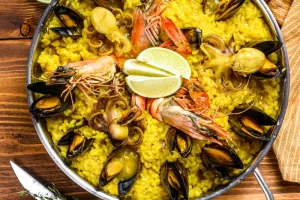 LA PAELLA DES CLERMONTAIS