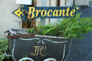Brocante de Plaimpied-Givaudins