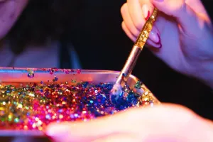 Atelier maquillage paillettes et tatouages éphémères - Avec Letshine