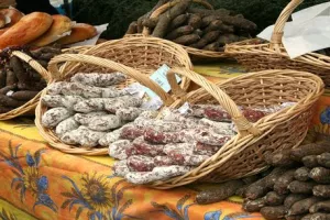 MARCHÉ DES PAYSANS
