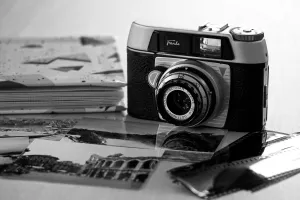 Exposition de photographies et collages - E. Rogers
