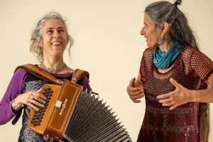 AlulA : Duo vocal - chants et musiques du monde