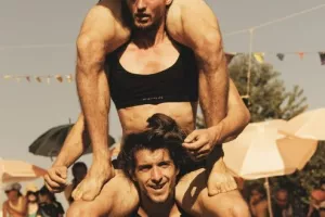 Le festival Précaire, baignoire publique
